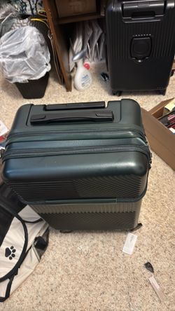 I have two very new ve suitcases worth up to 150.00i