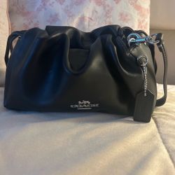 Black Coach Faye Shoulder Bag