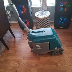 Floor  Cleaner