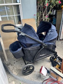 Baby trend wagon