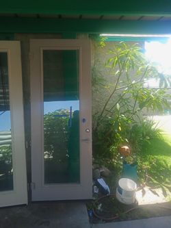 Double-sided glass door