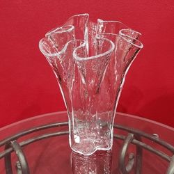 Muural Ruffle Vase