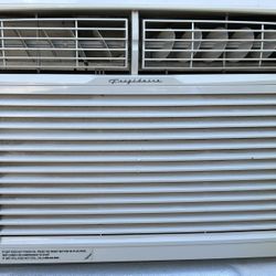Frigidaire Air Conditioner (6000 BTU) With Control remote
