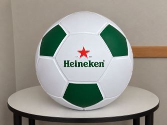 Heineken Soccer Ball Promotional Display ⚽🍺 – Rare Bar/Man Cave Decor!