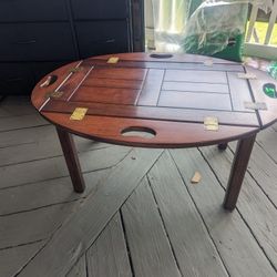 Oval Shaped Folding Wooden Coffee Table

