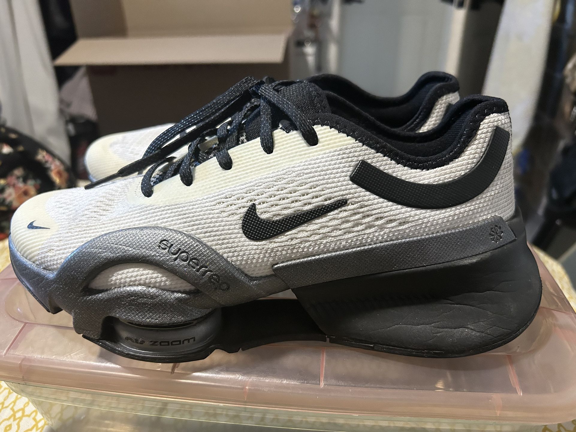 Nike Air Zoom Superrep Running Shoes For Woman Size 8