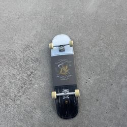 Arbor skateboard 