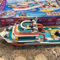 Legos Rescue Mission Boat