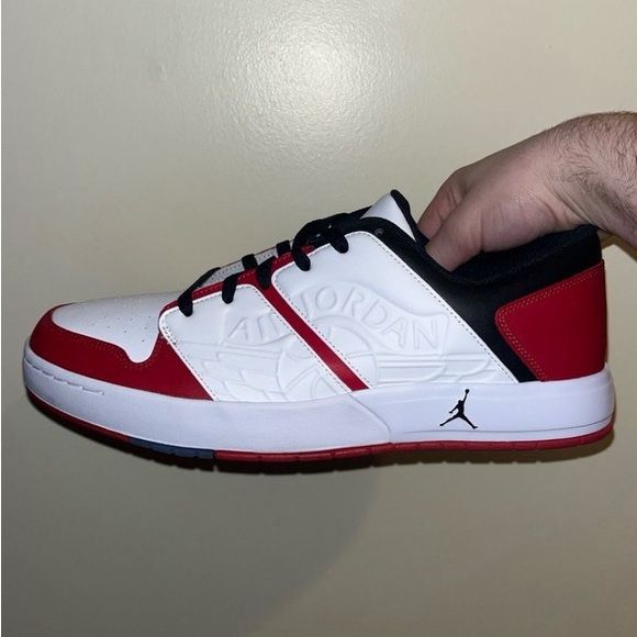 Air Jordan Nu Retro Low Men's US 11. Black White Red Toe Bred Nike Lifestyle New