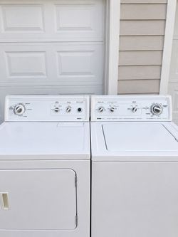 Kenmore Washer and Dryer Set