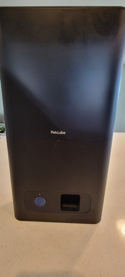 PETCUBE Pet Camera And Treat Feeder