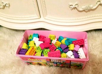 Lego Duplo Box with 124 Lego Pieces