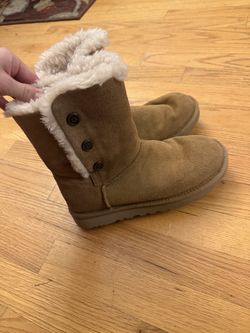 UGG boots size 6
