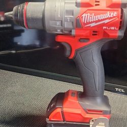 Milwaukee M18 1/2 Hammer Drill 