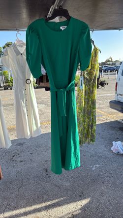 Size 10 DKNY DRESS $25 Firm 