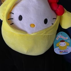 HELLO KITTY PLUSHIE