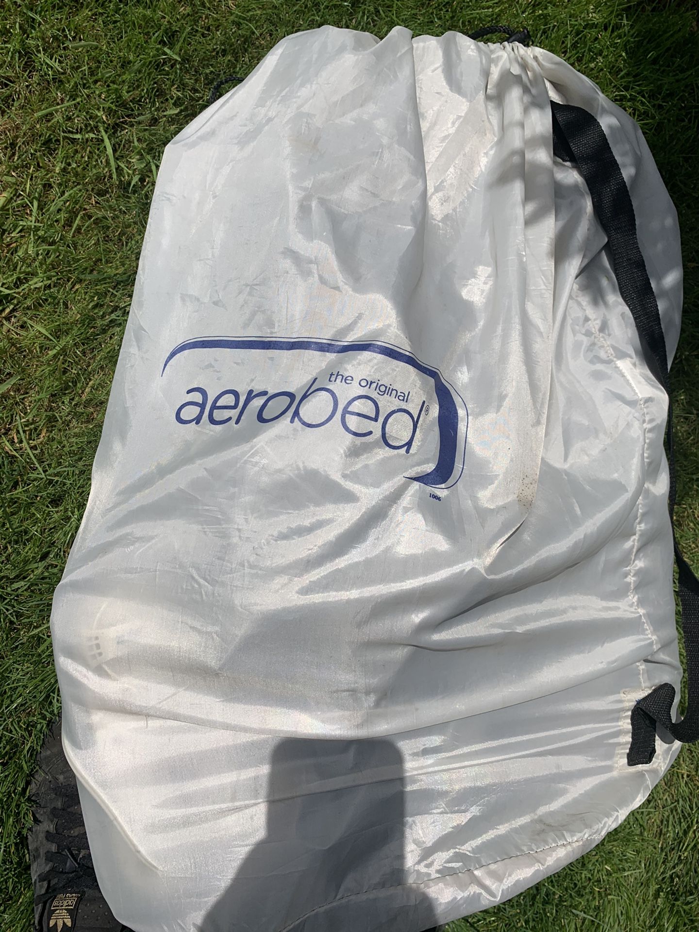 Aerobed Air mattress king size for Sale in Ridgefield, WA OfferUp