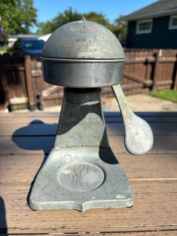 Vintage Juice King Manual Citrus Juicer