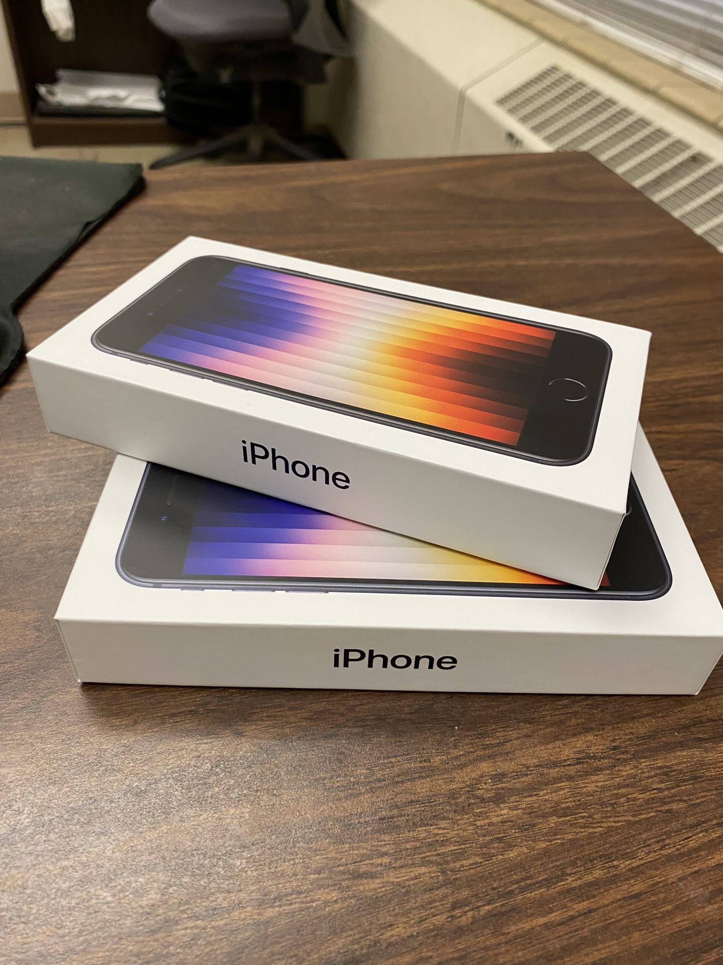 iPhone SE 64GB