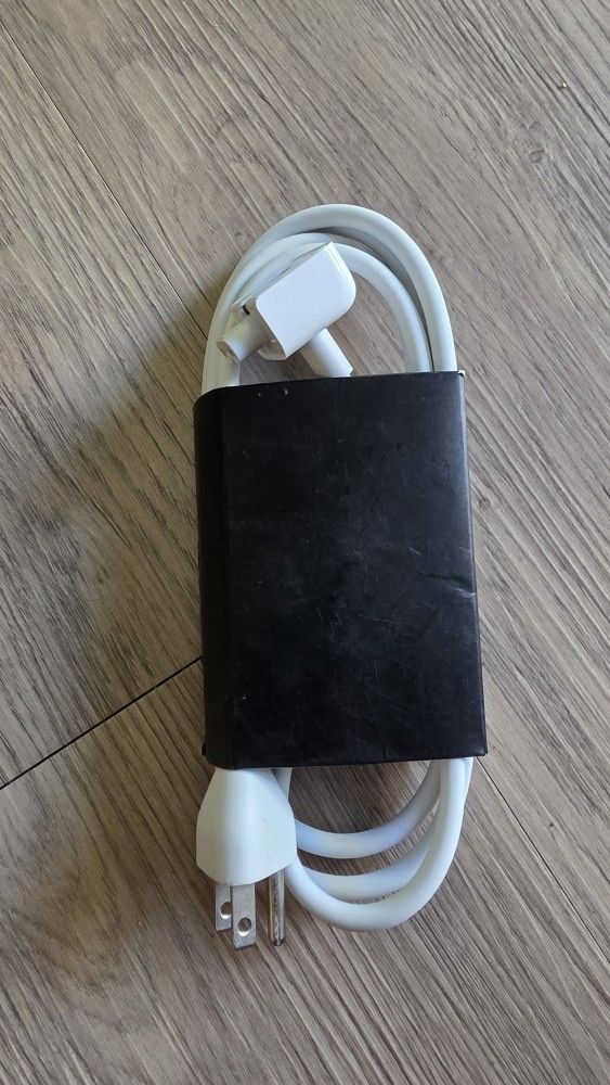 Apple Volex APC7H Charger AC Power Adapter US Extension Cord Cable
