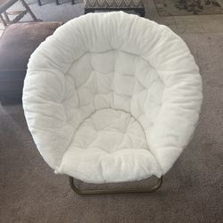 Fluffy White Saucer Chair 