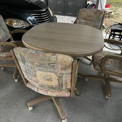 Dinning Table With Four Chairs 