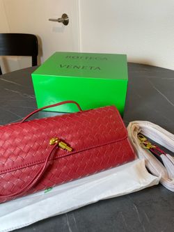 Elegant Crossbody Purse – Stylish & Versatile