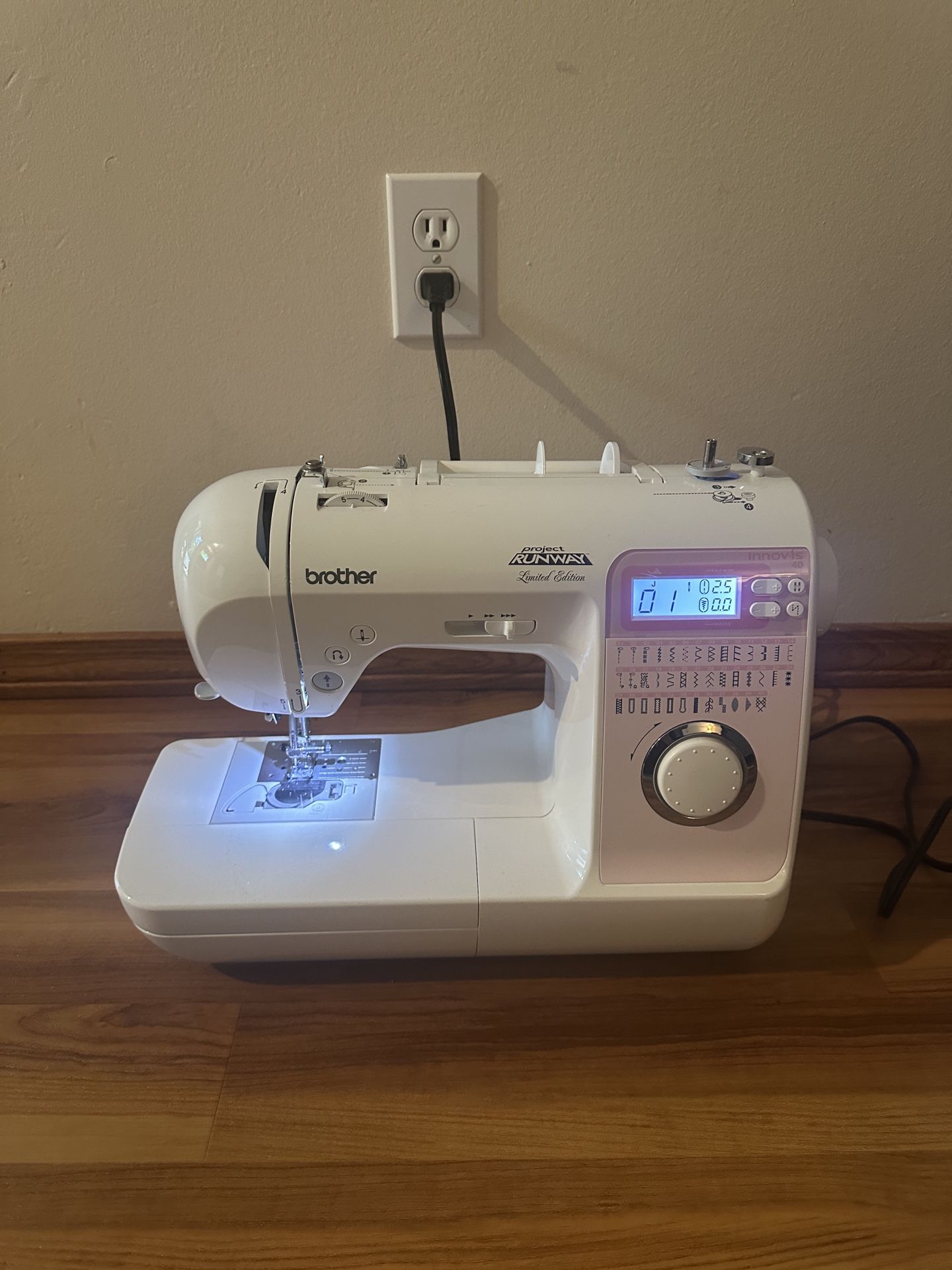 Brother Project Runway NS40 Sewing Machine