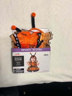 7 NEW Halloween costume for babies. Newborn  to 3 months. Take all for only $50