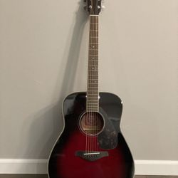 Yamaha Acoustic Guitar