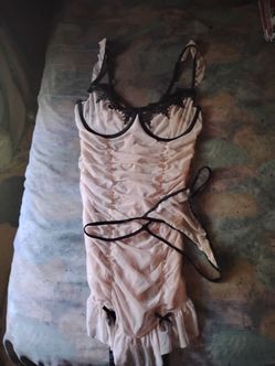 A  Sexy XL Women's Sheer Lingerie Outfit  w/ Panties