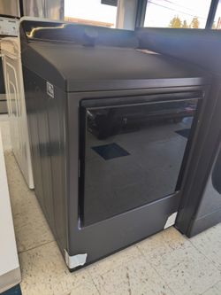 New
7.3 cu. ft. Vented SMART Electric Dryer in Matte Black with EasyLoad Door and Sensor Dry Tech