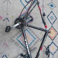 TREK Twenty six inch mountain bike frame and forks$5.00 For all paradise hills