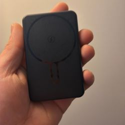 Portable Magnetic Charger For iPhone 