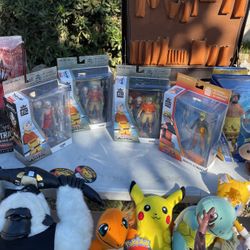 Collectible Naruto & Aang Action Figures