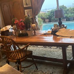 Antique Oakwood Table Absolutely Gorgeous 