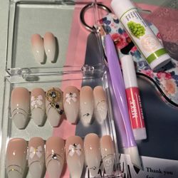 Custom Nails