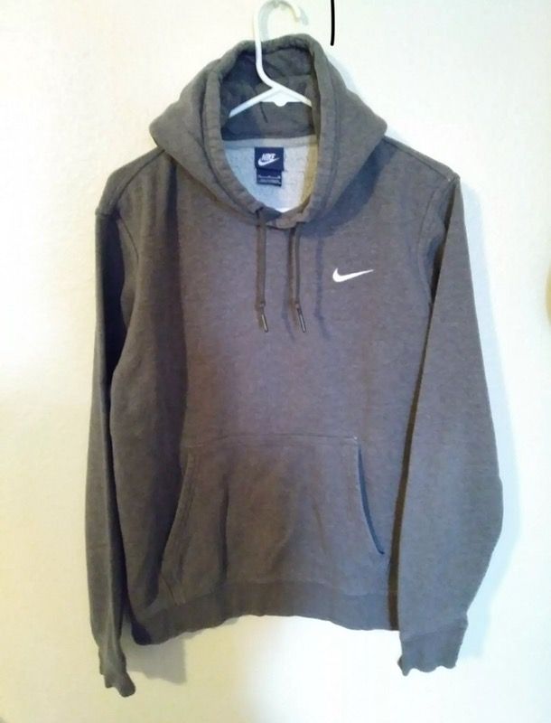 Nike hoodie size medium