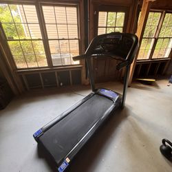 Horizon T101 Treadmill