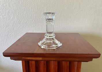 Crystal candlestick holder
