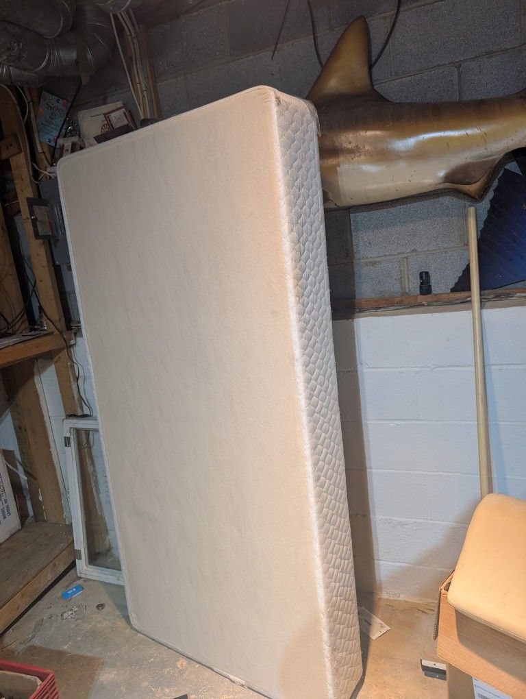 Box Spring Twin