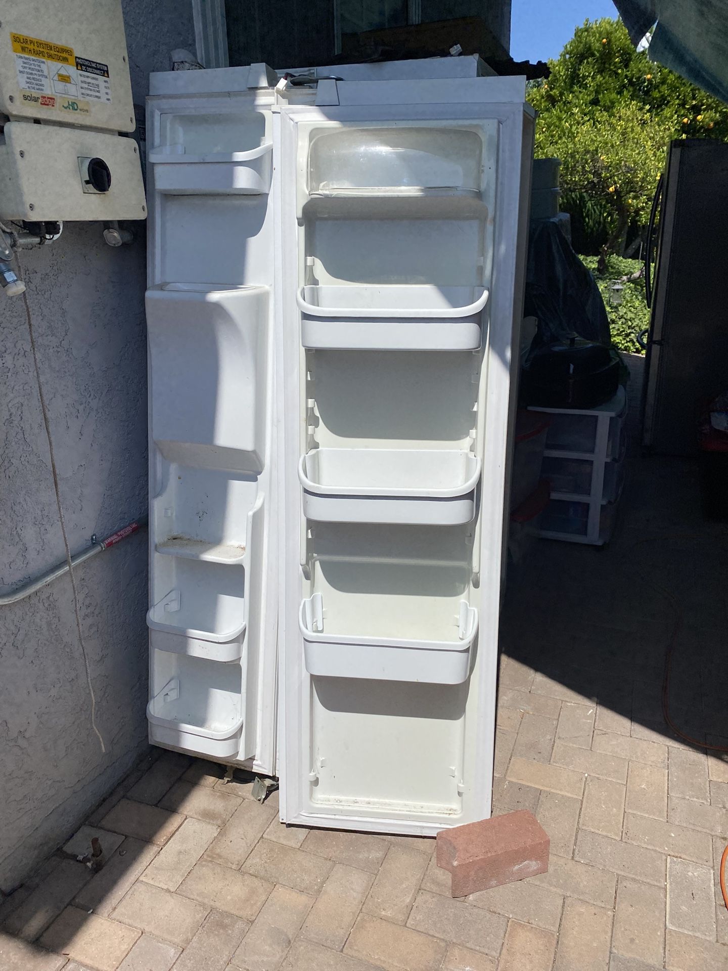 Refrigerator With Freezer