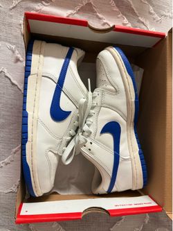 Nike dunks low women’s size 6