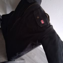 If You Work Cold Storage This wrangler Coat Is 52/50 Wrangler Army Fatigue Are 44/30 Brassos Boots Are 10 In Women's 