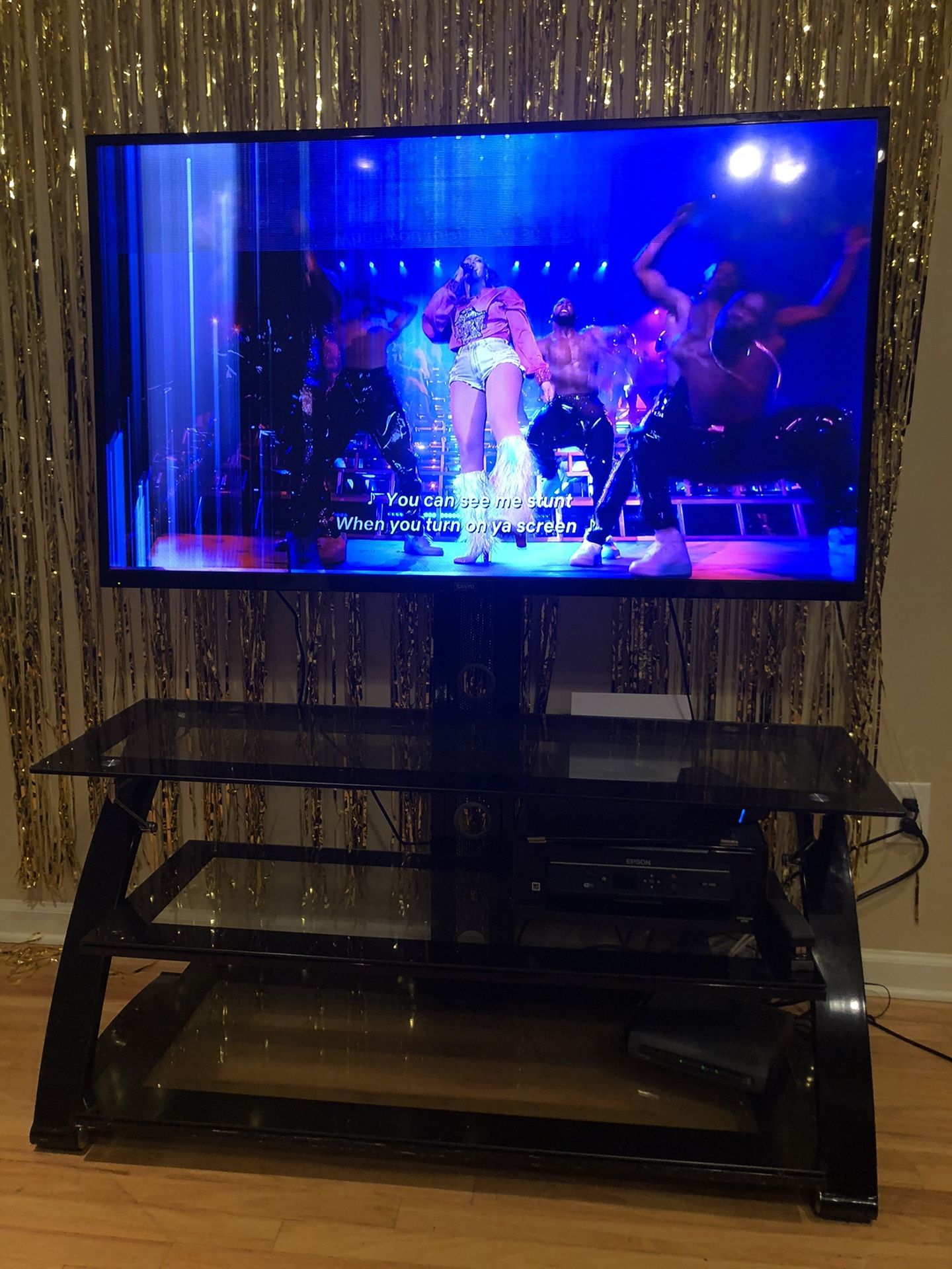 Tv & Tv stand