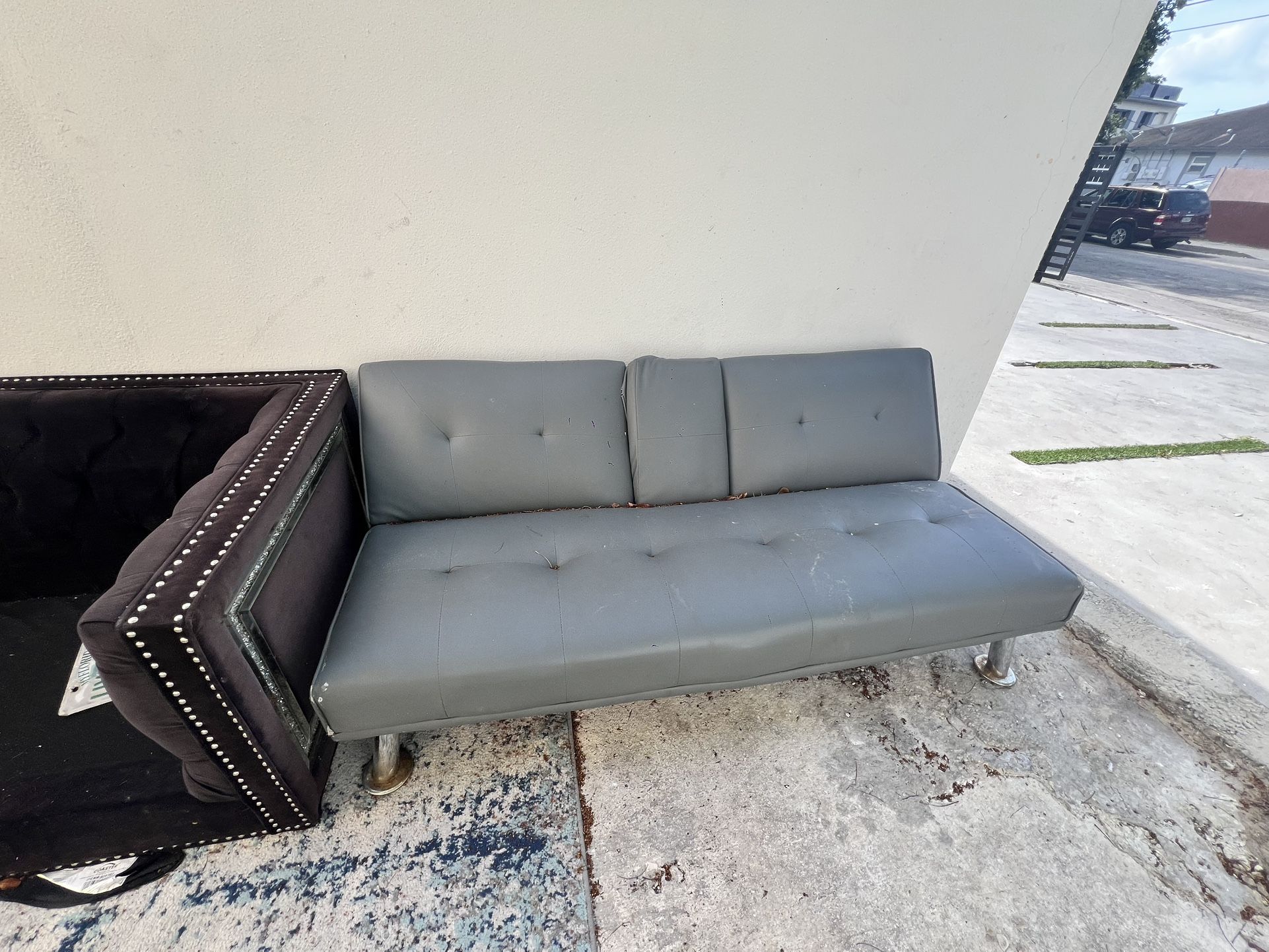 Couch / Futon
