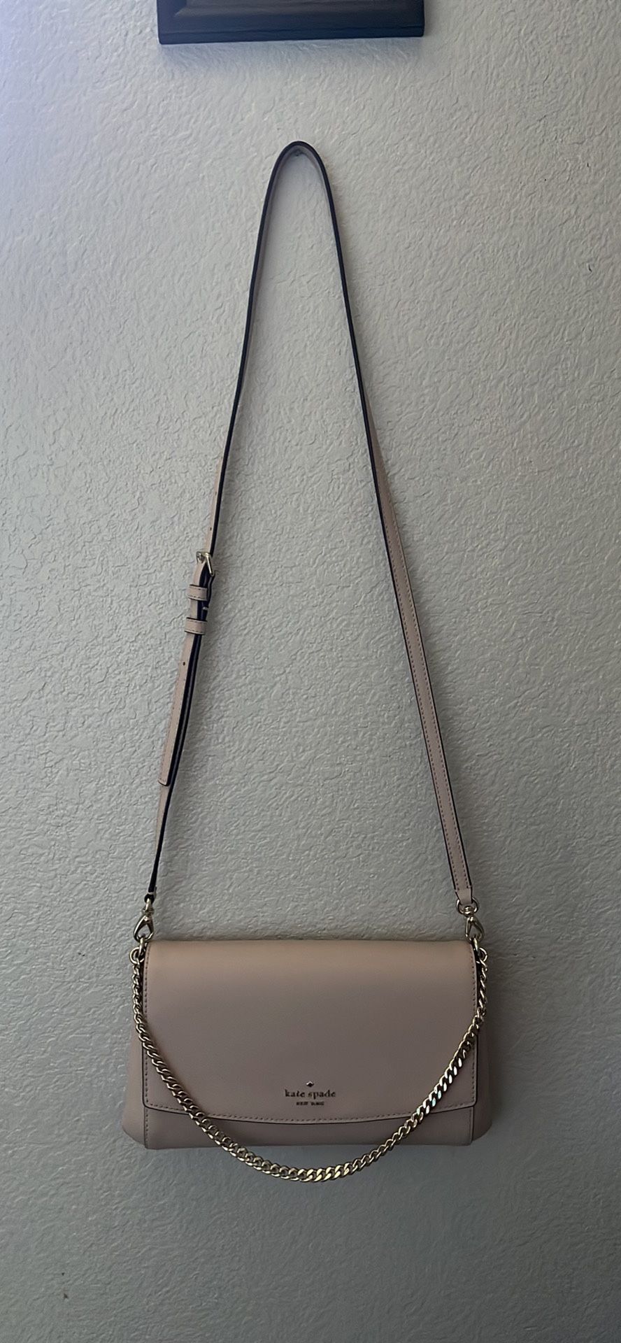 Kate Spade staci dual zip around crossbody for Sale in Lamont, CA - OfferUp