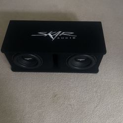 2 12 Skar Subwoofers With Box And Amp