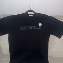 Moncler Large 