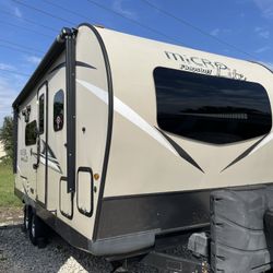 2020 Flagstaff Camper Trailer